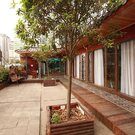 Zhengfu Caotang Decent Inn Чънду Екстериор снимка