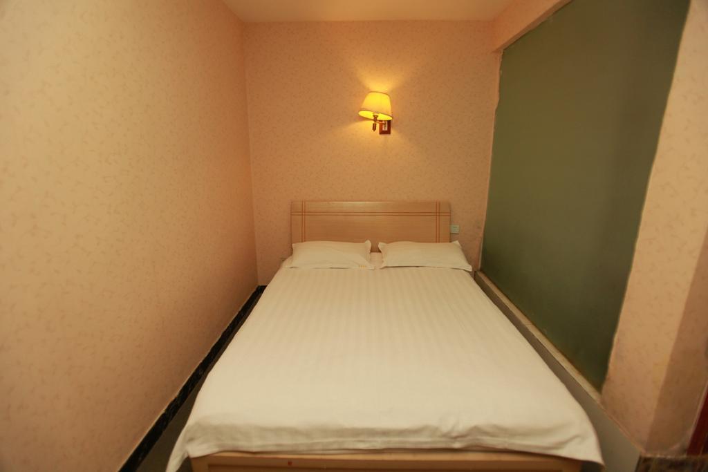 Zhengfu Caotang Decent Inn Чънду Екстериор снимка
