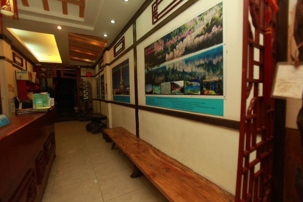 Zhengfu Caotang Decent Inn Чънду Екстериор снимка