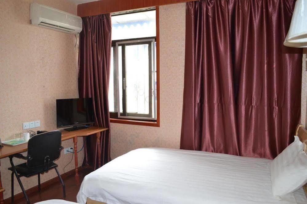 Zhengfu Caotang Decent Inn Чънду Екстериор снимка